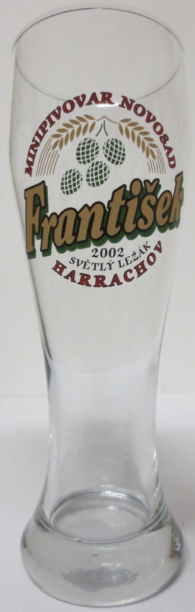 MINIPIVOVAR NOVOSAD František 2002 SVĚTLÝ LEŽÁK HARRACHOV (0,5L)