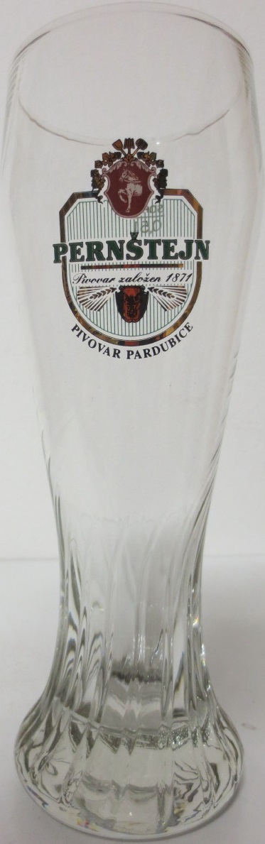 PERNŠTEJN Pivovar založen 1871 PIVOVAR PARDUBICE (0,5L) 