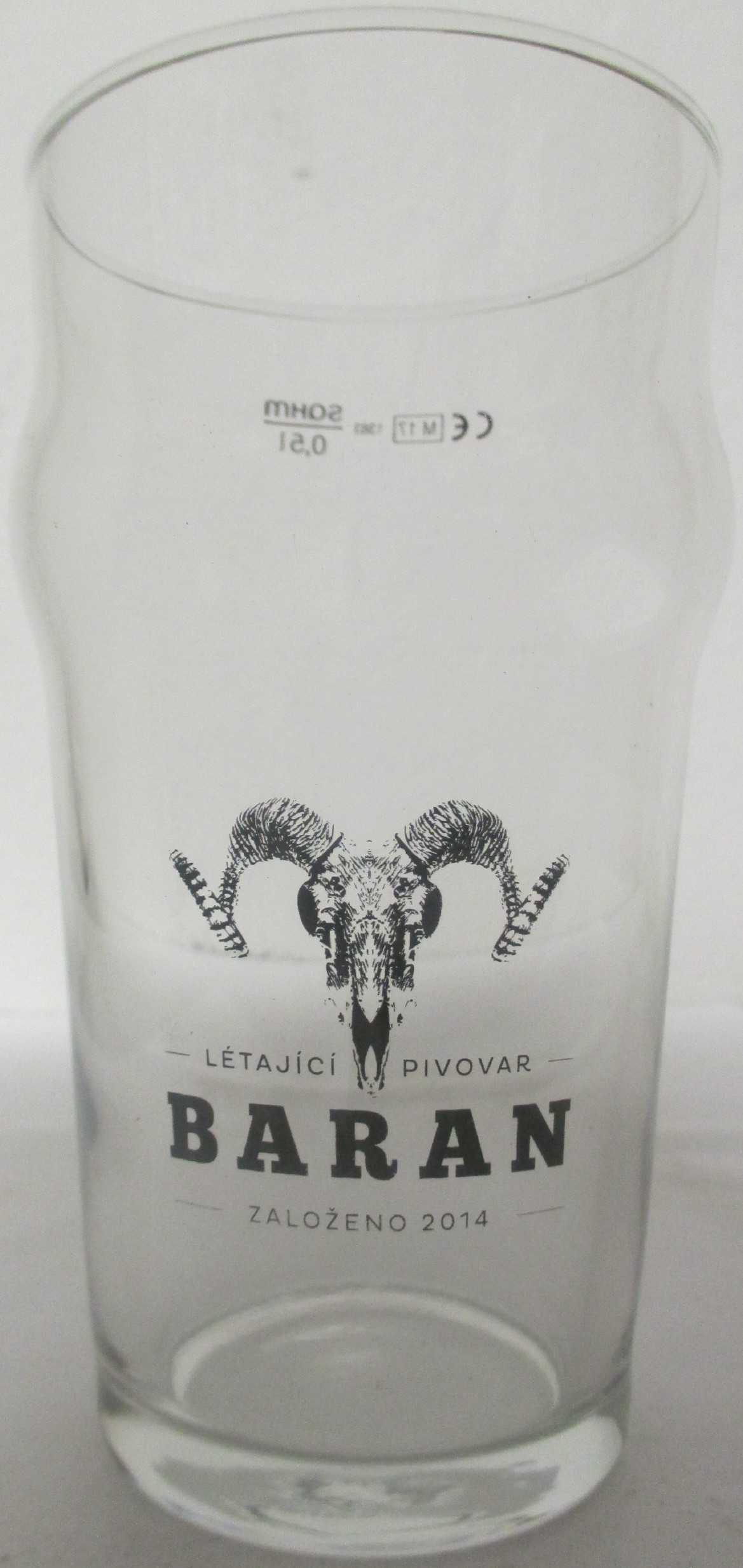 BARAN -LÉTAJÍCÍ PIVOVAR- -ZALOŽENO 2014- (0,5L)